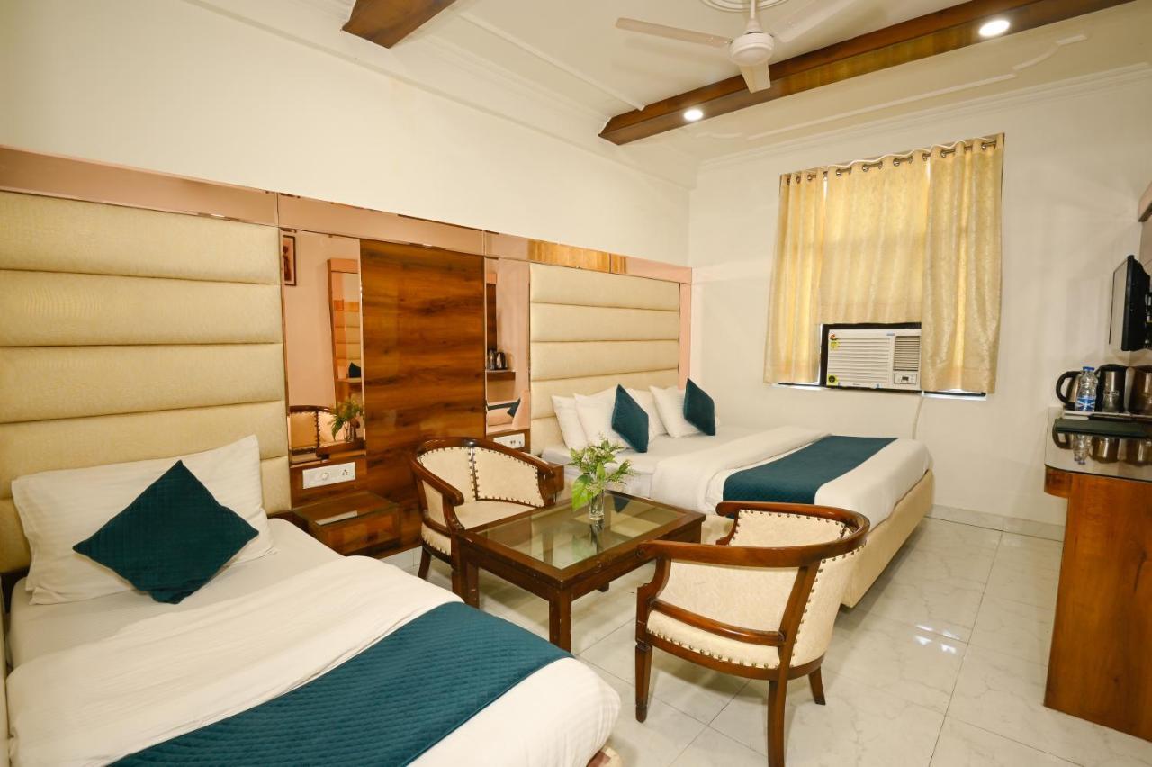 Hotel Baba Deluxe Near New Delhi Railway Station And City Center -By Rcg Hotels Luaran gambar